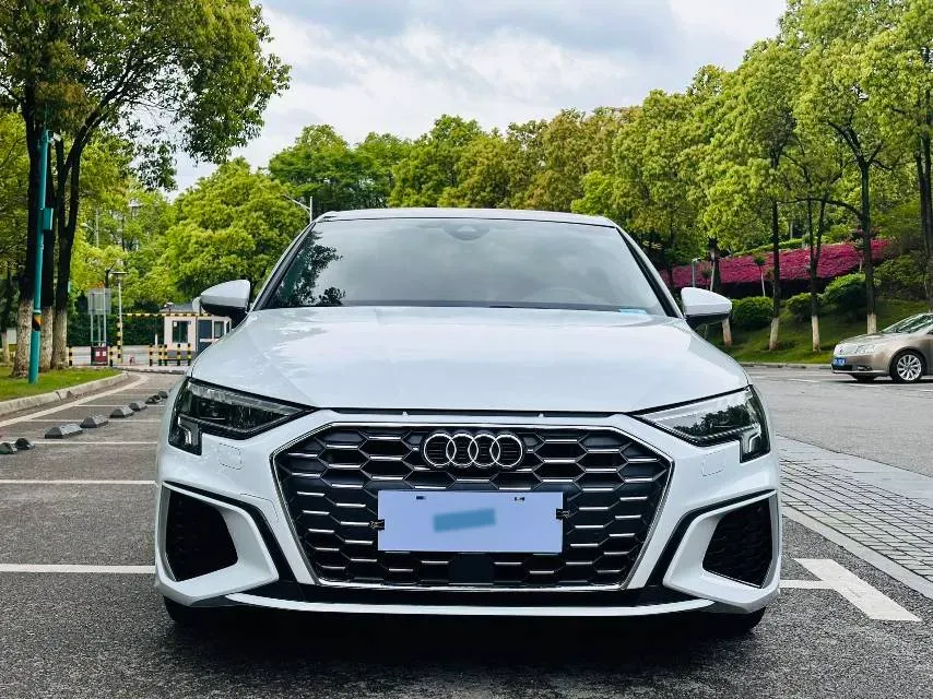 2022 Audi A3 1.4T 150HP L4 7DCT,autocango,china used car exporter,china ev exporter,chinese used car exporter,chinese used ev exporter