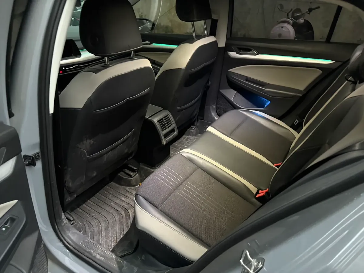 2021 Volkswagen Golf 1.4T 150HP L4 7DCT,autocango,china used car exporter,china ev exporter,chinese used car exporter,chinese used ev exporter