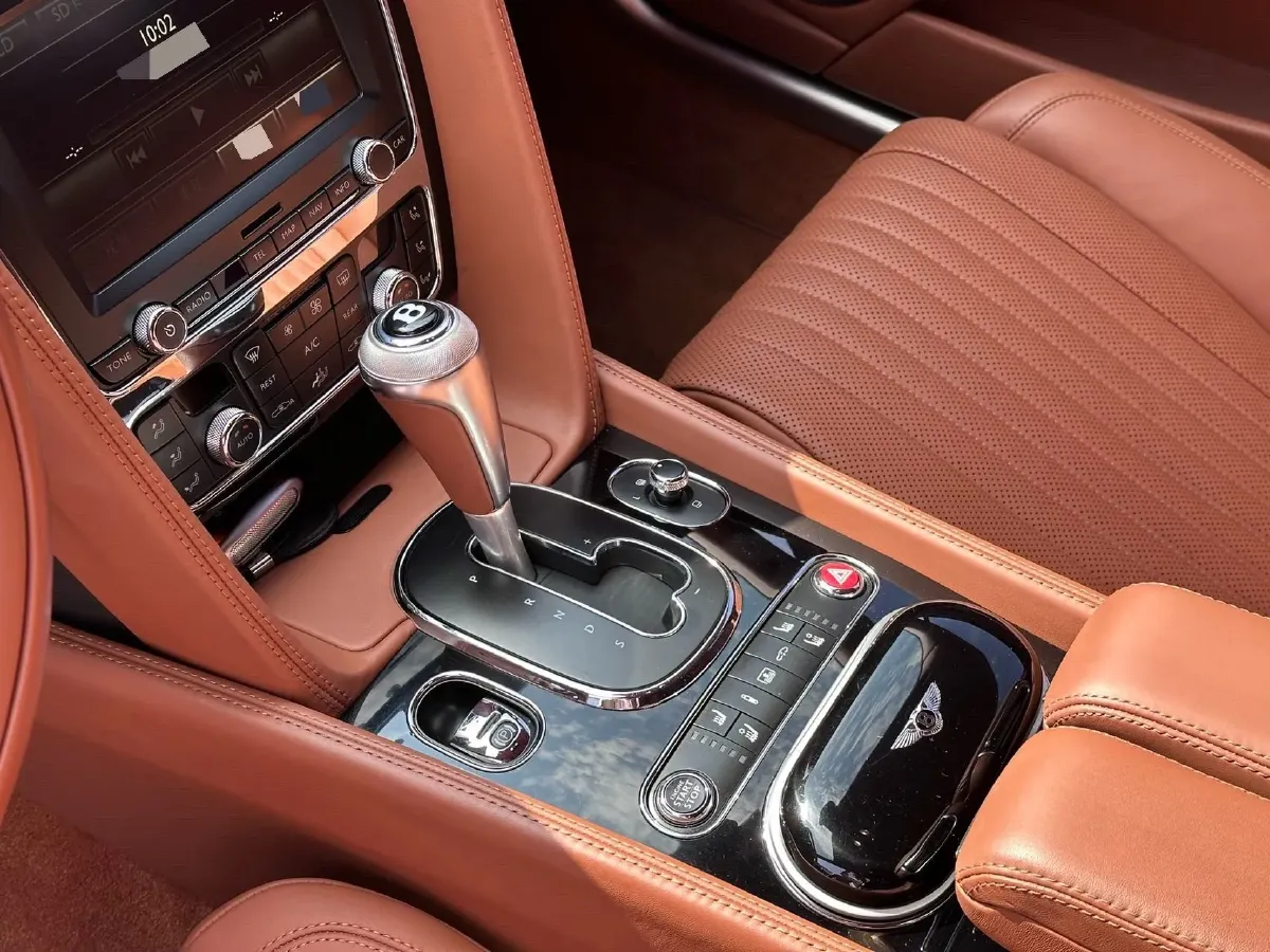 2017 Bentley Flying Spur 4.0T 528HP V8 8AT,autocango,china used car exporter,china ev exporter,chinese used car exporter,chinese used ev exporter