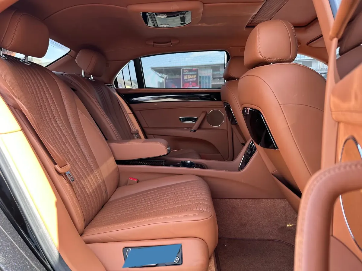 2017 Bentley Flying Spur 4.0T 528HP V8 8AT,autocango,china used car exporter,china ev exporter,chinese used car exporter,chinese used ev exporter