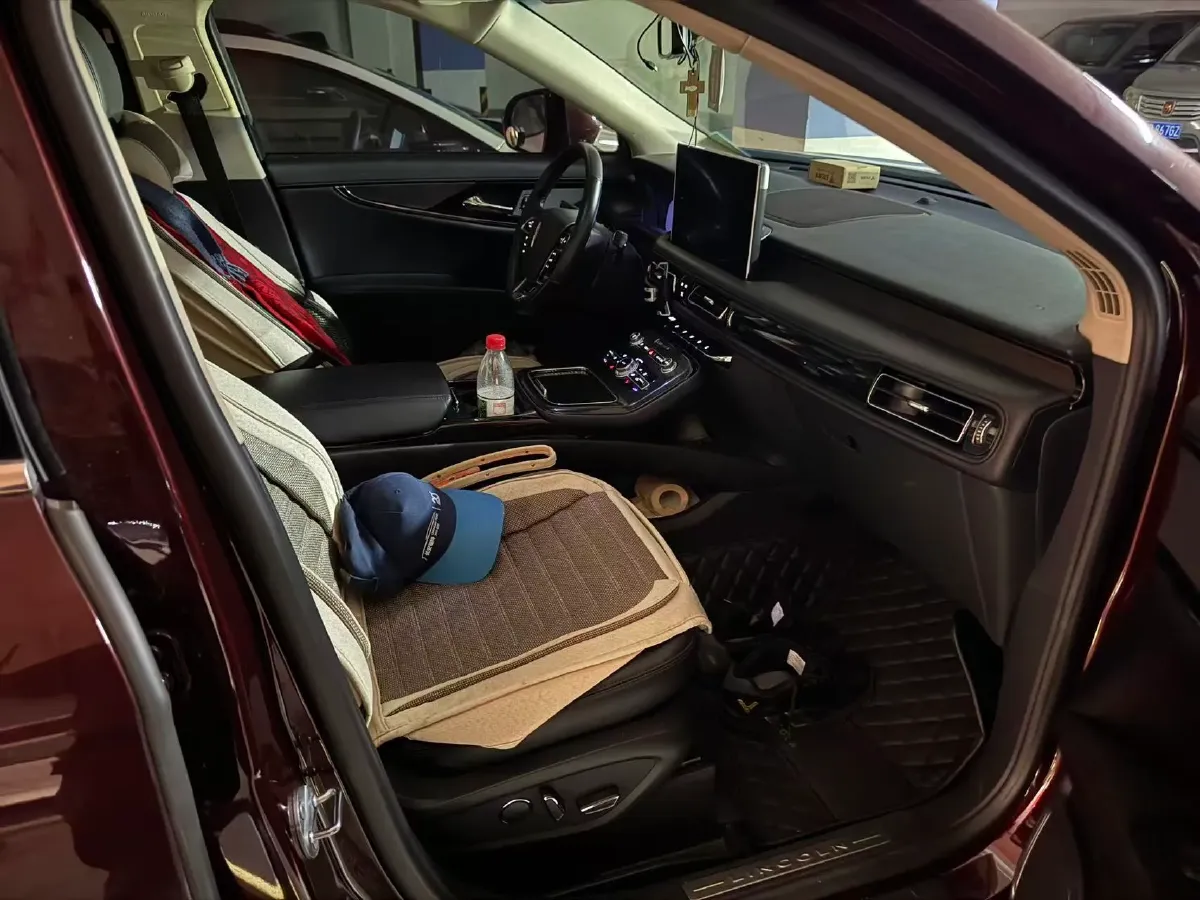 2021 Lincoln Nautilus 2.0T 245HP L4 8AT,autocango,china used car exporter,china ev exporter,chinese used car exporter,chinese used ev exporter