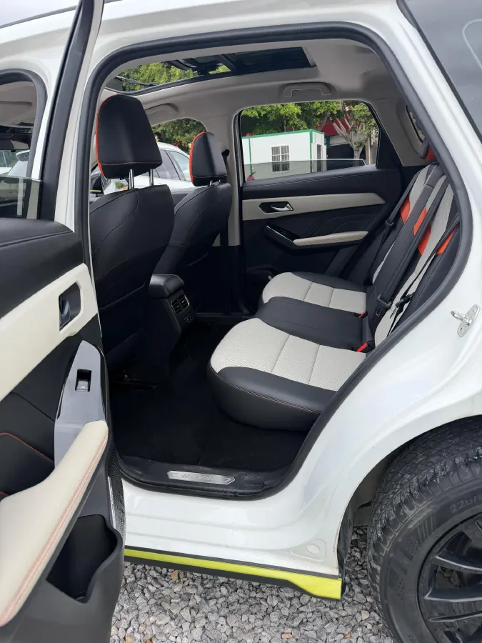 2021 Haval Rabbit 1.5T 184HP L4 7DCT,autocango,china used car exporter,china ev exporter,chinese used car exporter,chinese used ev exporter