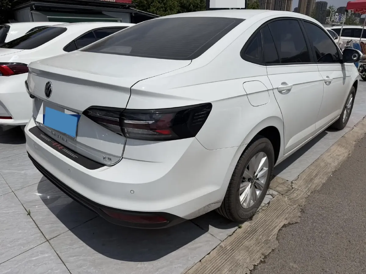 2023 Volkswagen Lavida 1.5L 110HP L4 5MT,autocango,china used car exporter,china ev exporter,chinese used car exporter,chinese used ev exporter