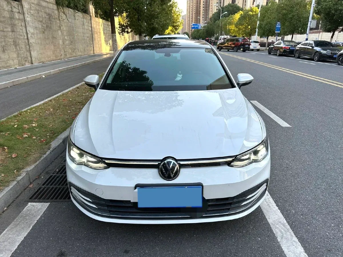 2021 Volkswagen Golf 1.2T 116HP L4 7DCT,autocango,china used car exporter,china ev exporter,chinese used car exporter,chinese used ev exporter