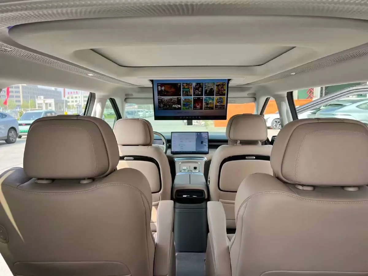 2025 Xpeng X9 BEV,autocango,china used car exporter,china ev exporter,chinese used car exporter,chinese used ev exporter