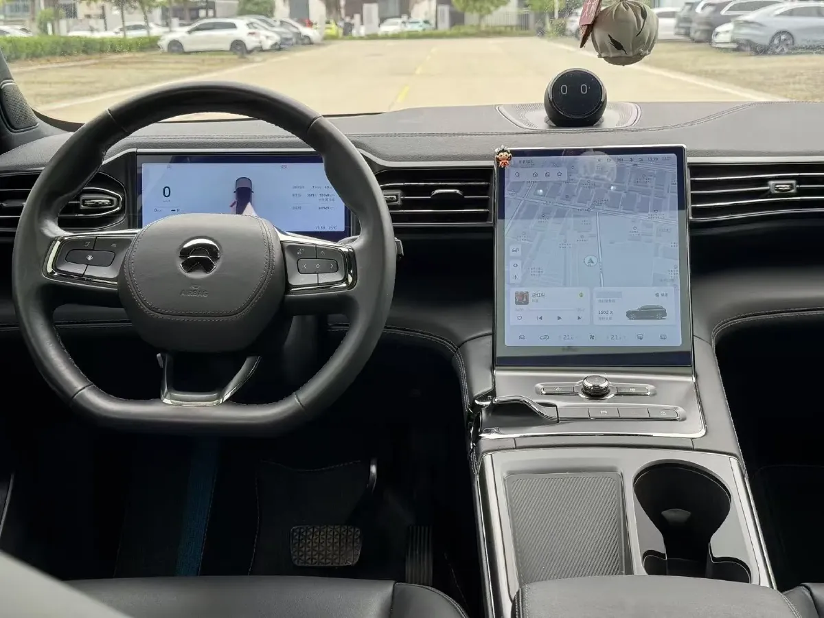 2022 NIO ES6 BEV 75KWH,autocango,china used car exporter,china ev exporter,chinese used car exporter,chinese used ev exporter