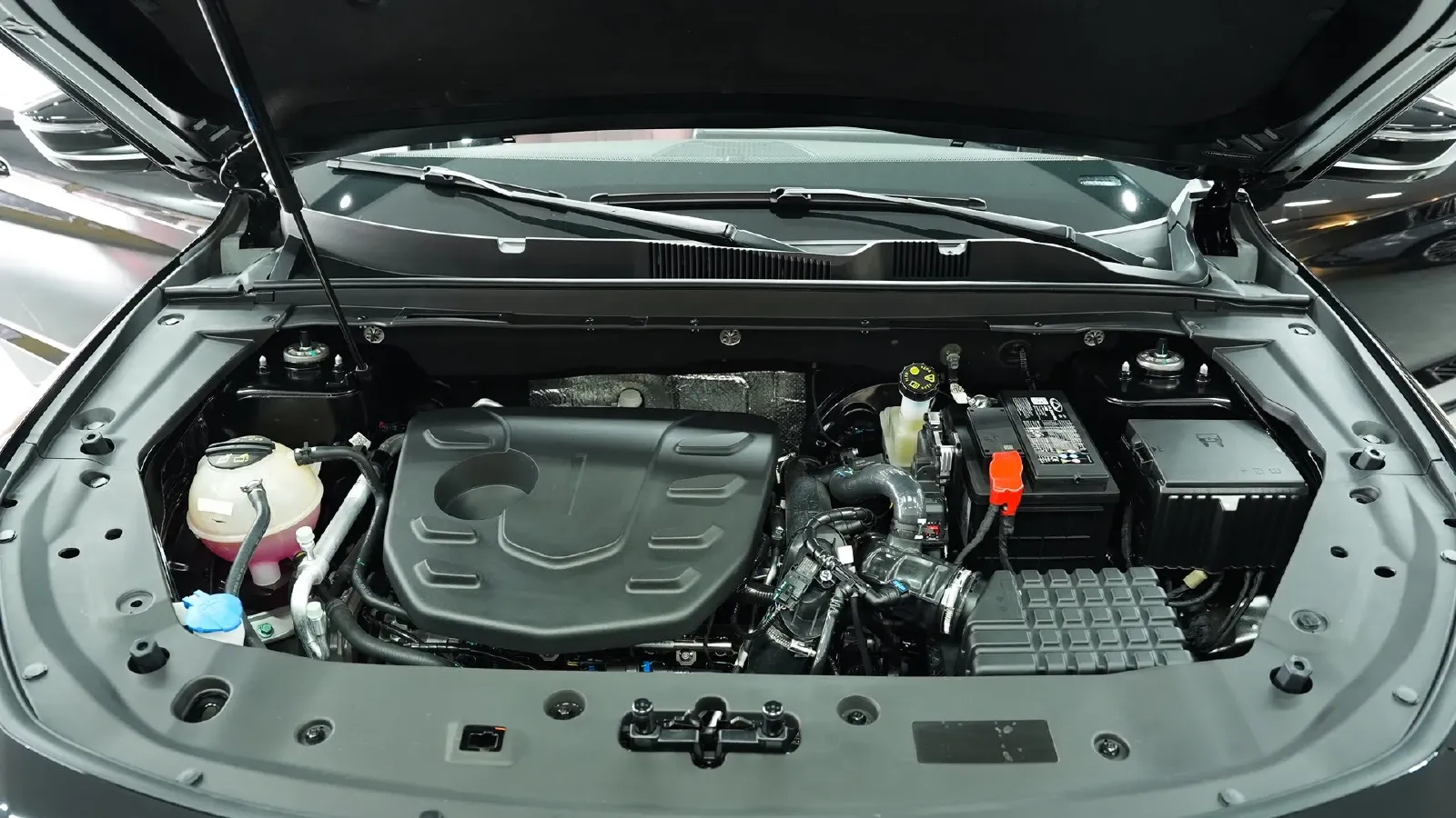 2025 Jetour X70 Plus 1.5T 156HP L4 6DCT,autocango,china used car exporter,china ev exporter,chinese used car exporter,chinese used ev exporter