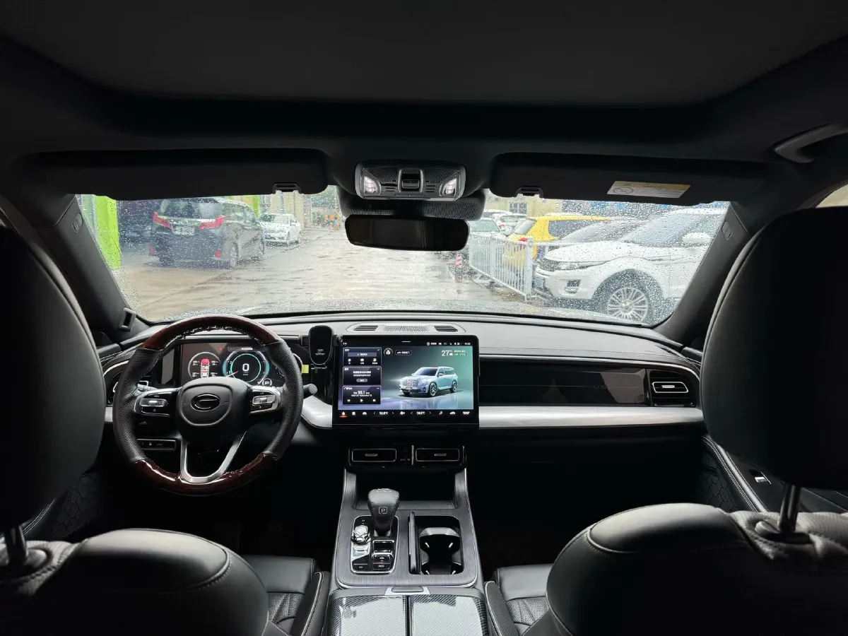 2022 GAC Trumpchi GS8 2.0T 252HP L4 8AT,autocango,china used car exporter,china ev exporter,chinese used car exporter,chinese used ev exporter