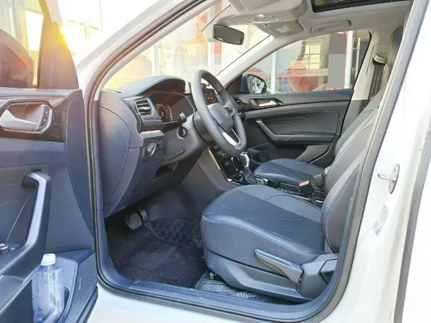 2025 Volkswagen Tharu 1.5T 160HP L4 7DCT,autocango,china used car exporter,china ev exporter,chinese used car exporter,chinese used ev exporter