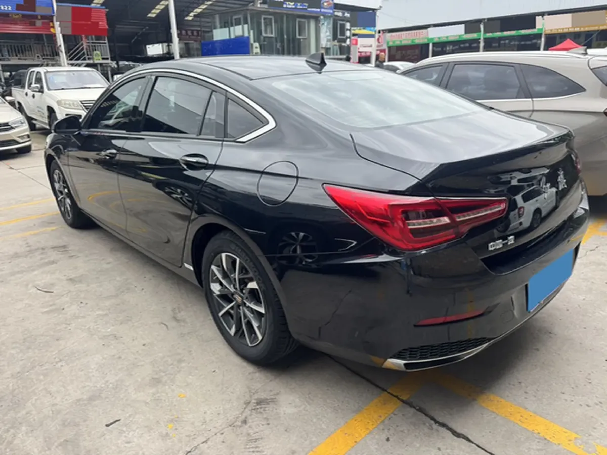 2022 HongQi H5 1.5T 169HP L4 7DCT,autocango,china used car exporter,china ev exporter,chinese used car exporter,chinese used ev exporter