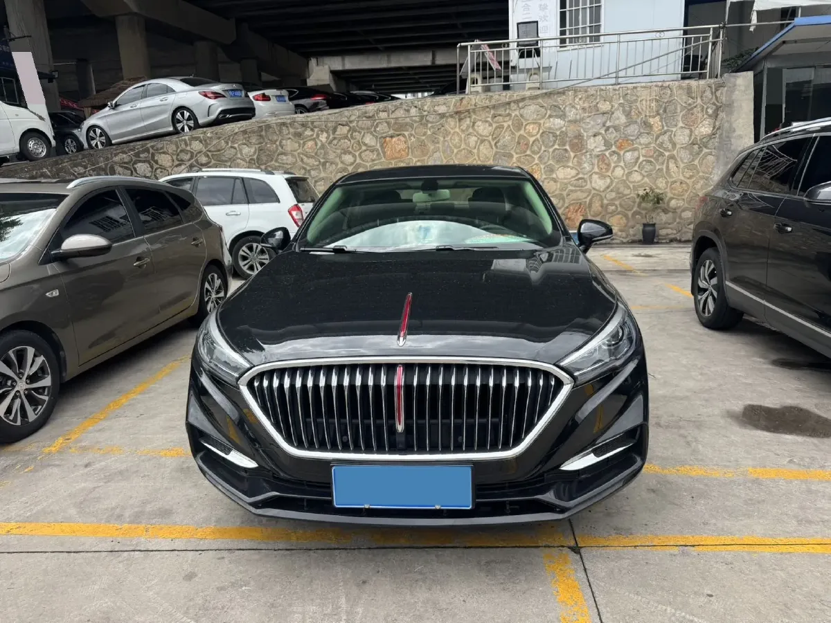 2022 HongQi H5 1.5T 169HP L4 7DCT,autocango,china used car exporter,china ev exporter,chinese used car exporter,chinese used ev exporter