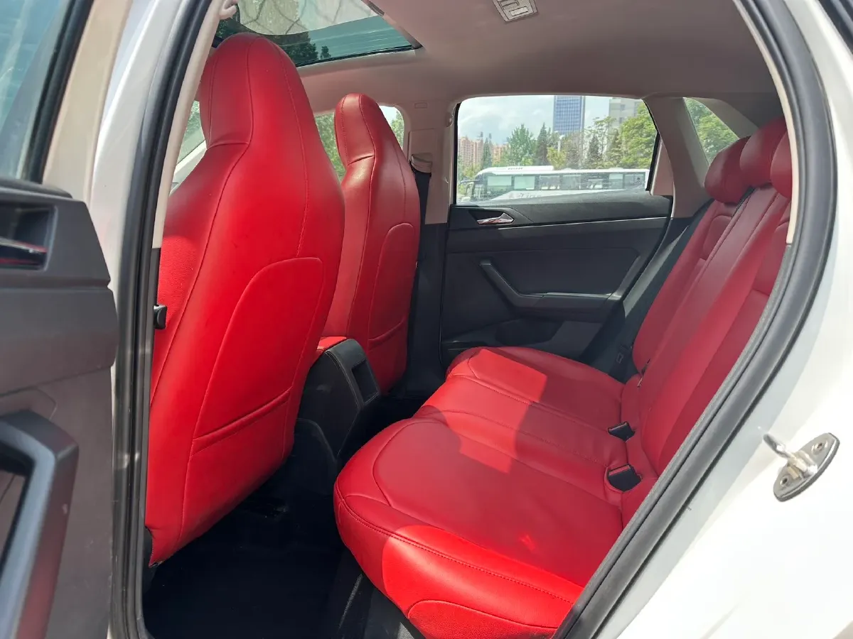 2019 Volkswagen Polo 1.5L 113HP L4 6AT,autocango,china used car exporter,china ev exporter,chinese used car exporter,chinese used ev exporter