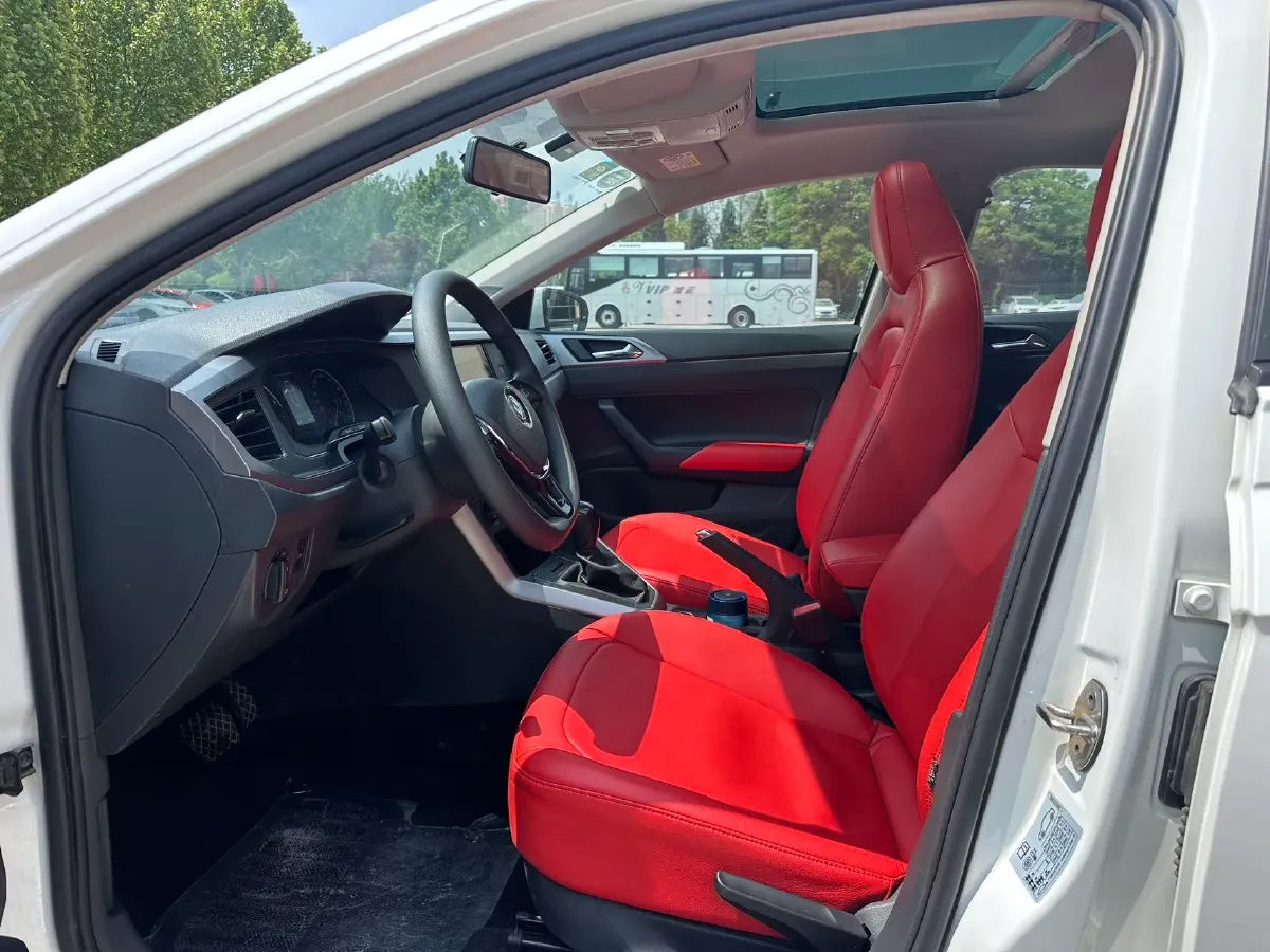 2019 Volkswagen Polo 1.5L 113HP L4 6AT,autocango,china used car exporter,china ev exporter,chinese used car exporter,chinese used ev exporter