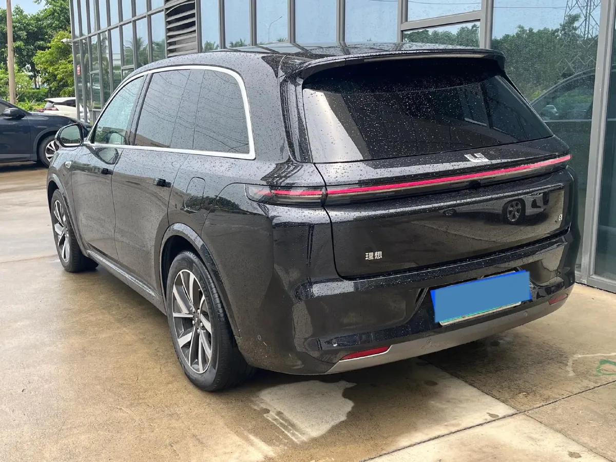 2023 Li L8 Range Extended 154HP REEV 40.9KWH,autocango,china used car exporter,china ev exporter,chinese used car exporter,chinese used ev exporter