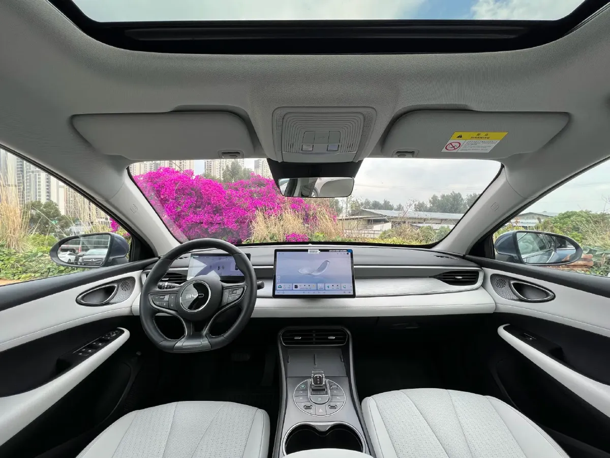 2025 BYD Seal05 DM-i 1.5L 101HP L4 E-CVT PHEV 15.87KWH,autocango,china used car exporter,china ev exporter,chinese used car exporter,chinese used ev exporter