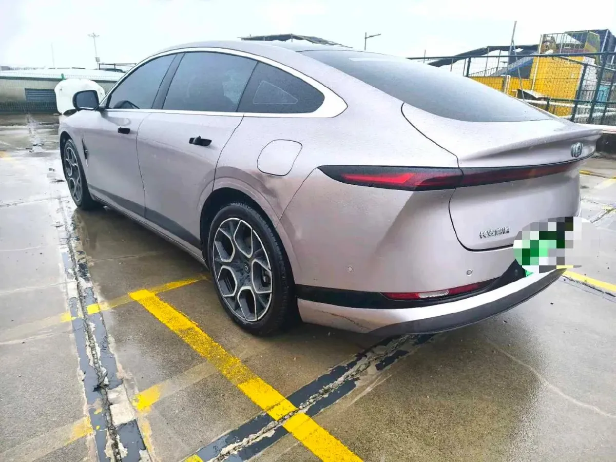 2025 ChangAn QiYuan A07 REEV 98HP REEV 28.4KWH,autocango,china used car exporter,china ev exporter,chinese used car exporter,chinese used ev exporter