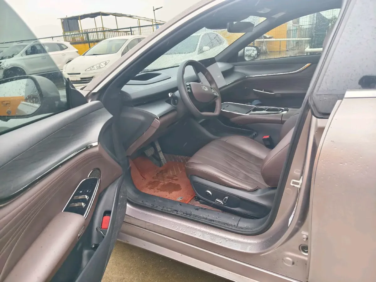 2025 ChangAn QiYuan A07 REEV 98HP REEV 28.4KWH,autocango,china used car exporter,china ev exporter,chinese used car exporter,chinese used ev exporter