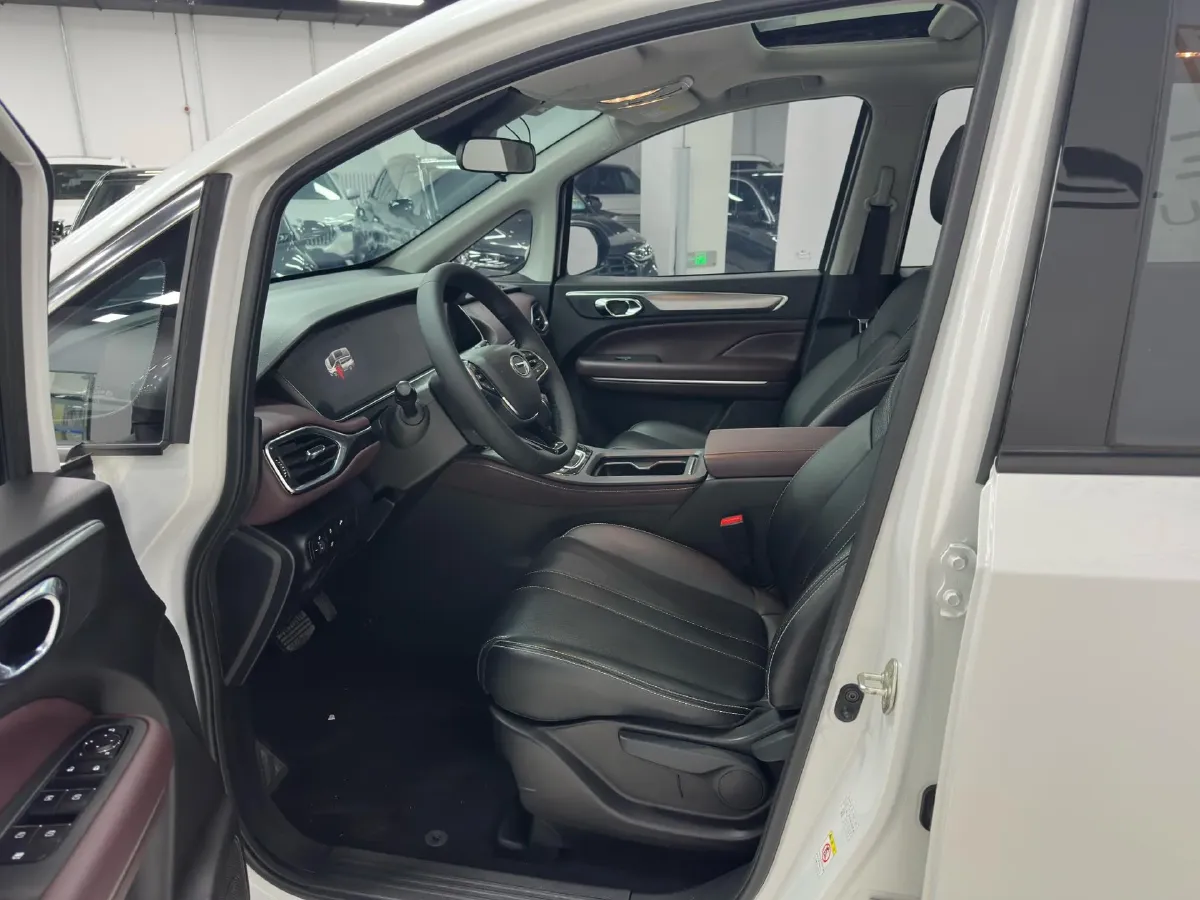 2021 GAC Trumpchi M6 1.5T 169HP L4 6AT,autocango,china used car exporter,china ev exporter,chinese used car exporter,chinese used ev exporter