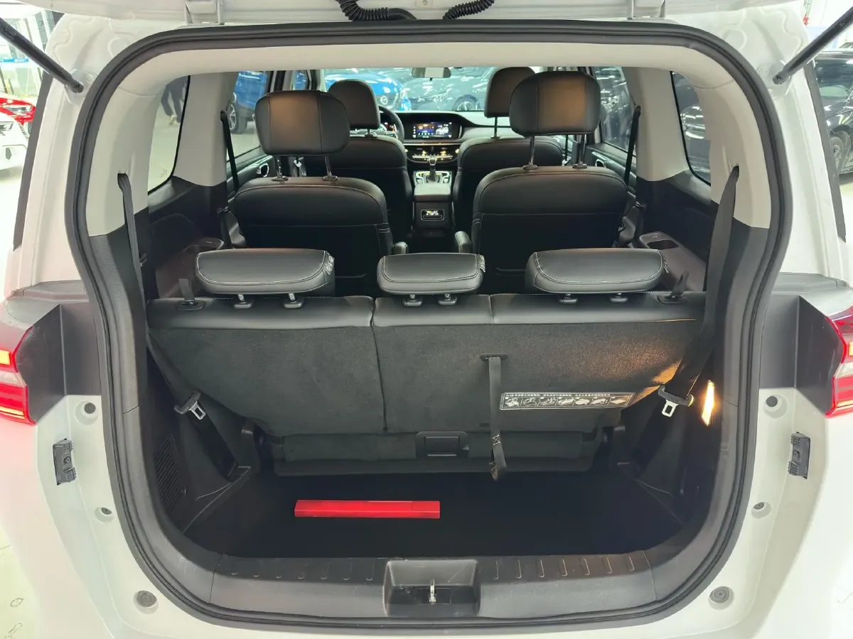 2021 GAC Trumpchi M6 1.5T 169HP L4 6AT,autocango,china used car exporter,china ev exporter,chinese used car exporter,chinese used ev exporter