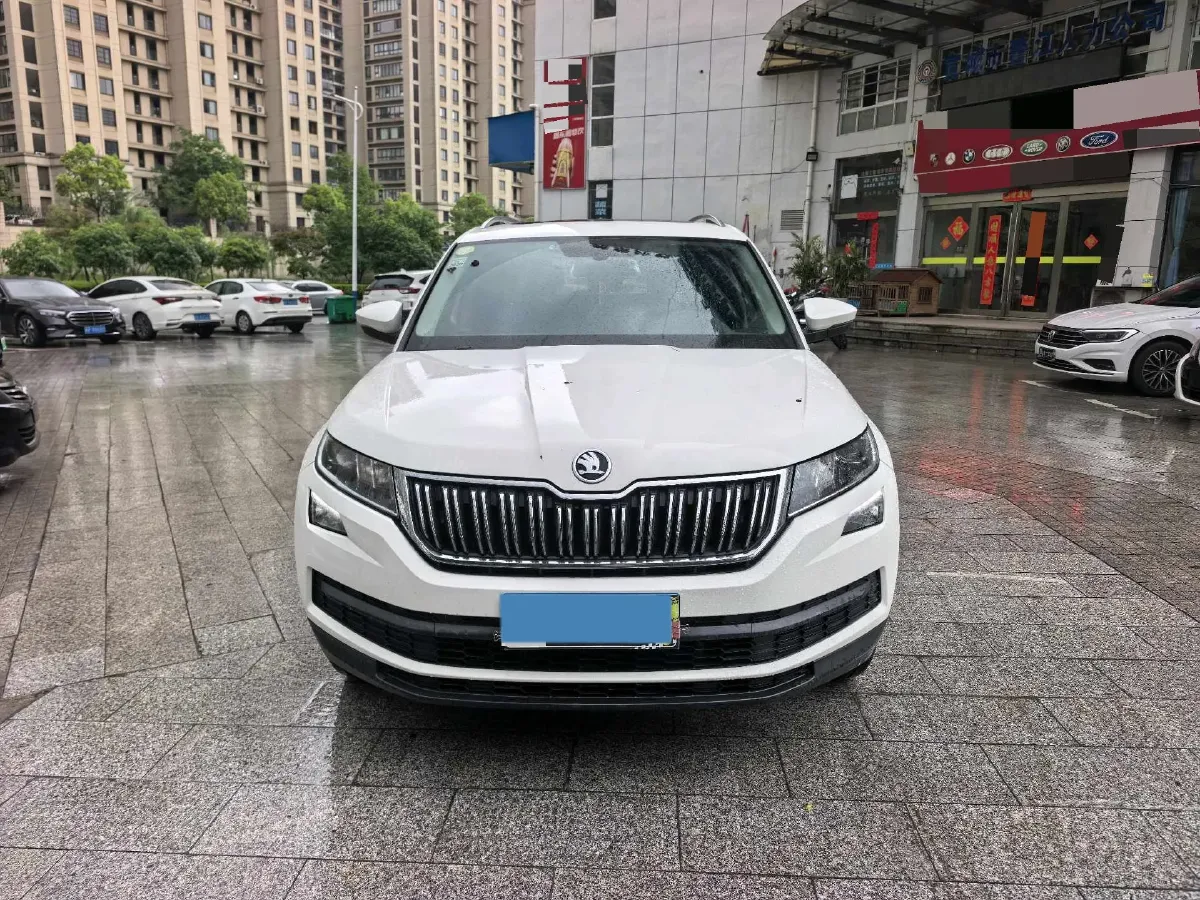 2018 Skoda Kodiak 2.0T 186HP L4 7DCT,autocango,china used car exporter,china ev exporter,chinese used car exporter,chinese used ev exporter