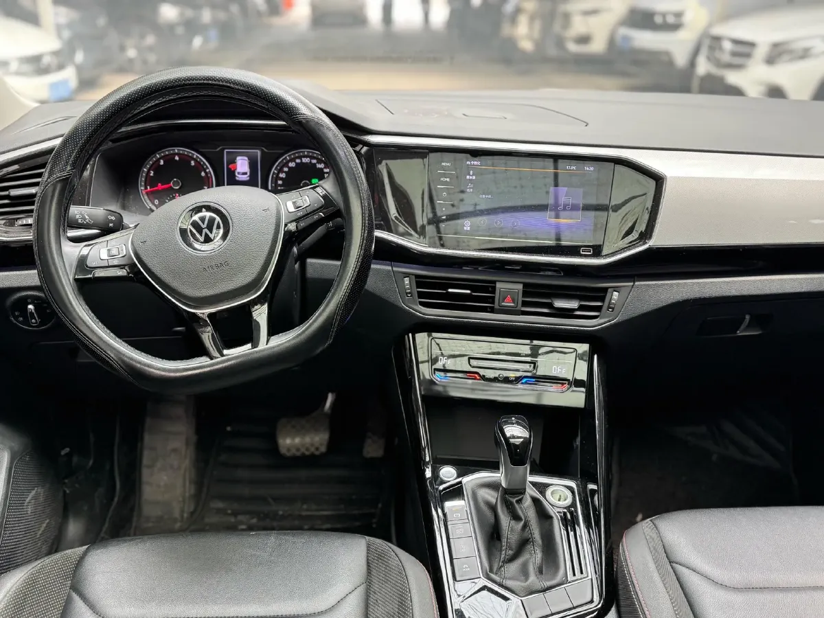 2021 Volkswagen Tayron 2.0T 186HP L4 7DCT,autocango,china used car exporter,china ev exporter,chinese used car exporter,chinese used ev exporter