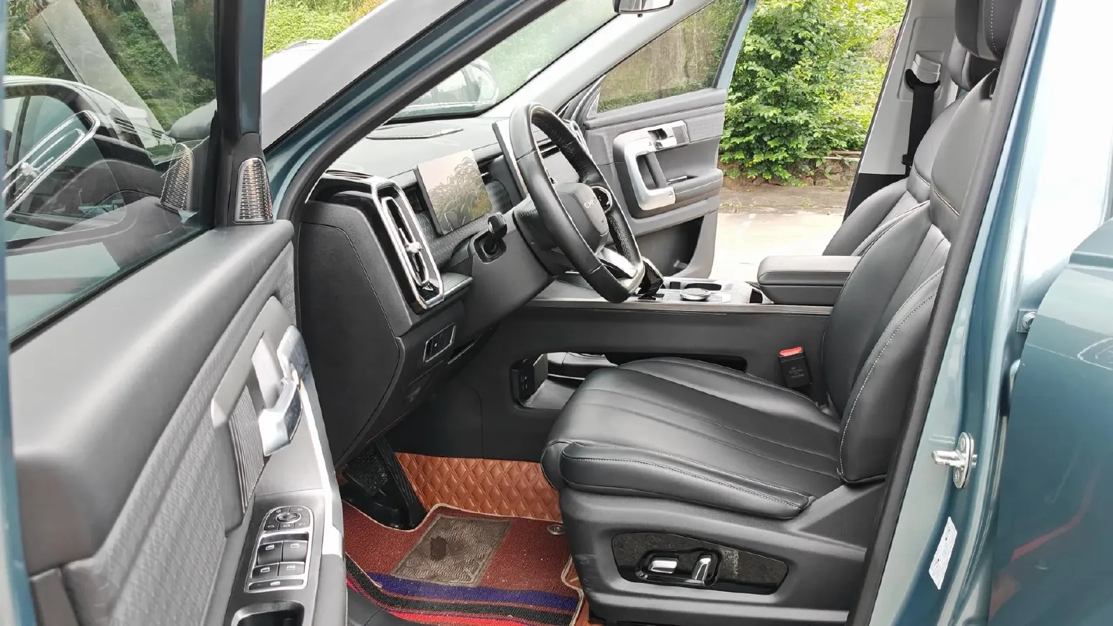 2023 Chery Exploration 06 1.6T 197HP L4 7DCT,autocango,china used car exporter,china ev exporter,chinese used car exporter,chinese used ev exporter