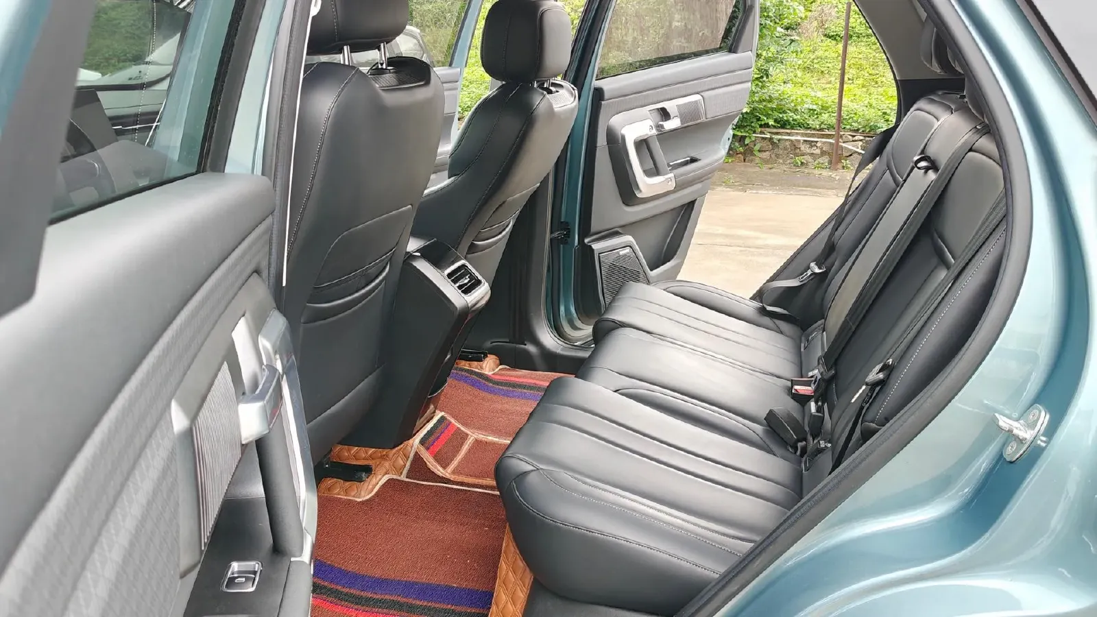 2023 Chery Exploration 06 1.6T 197HP L4 7DCT,autocango,china used car exporter,china ev exporter,chinese used car exporter,chinese used ev exporter