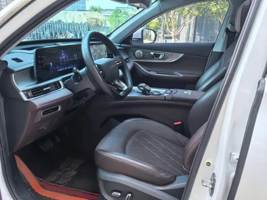 2022 Chery Tiggo 8 PRO 2.0T 254HP L4 7DCT,autocango,china used car exporter,china ev exporter,chinese used car exporter,chinese used ev exporter