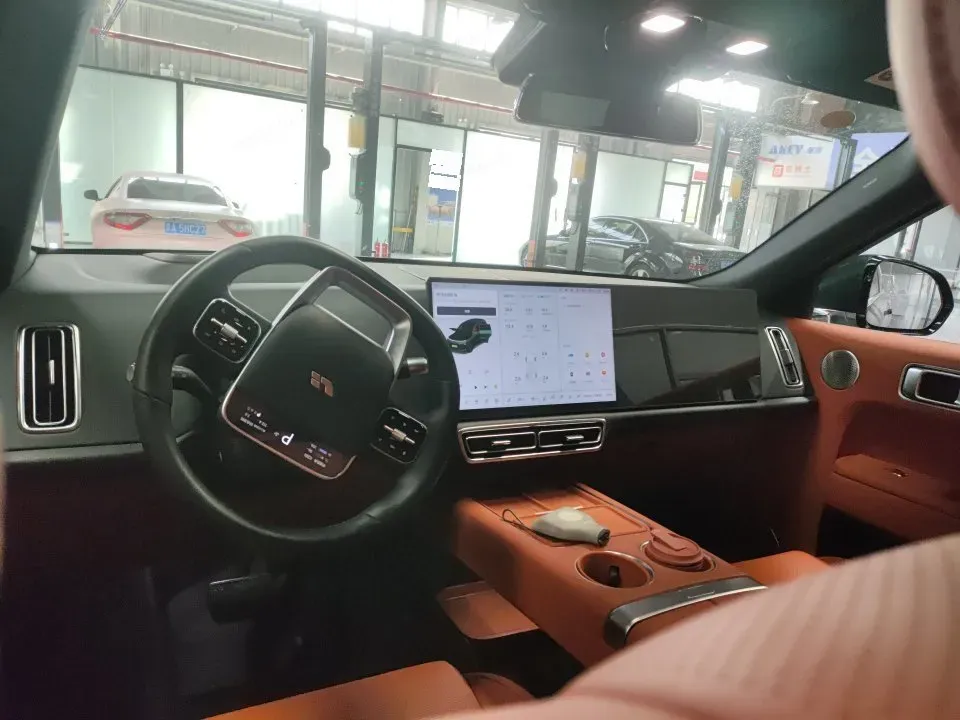 2024 Ford Bronco 2.3T 275HP L4 10AT,autocango,china used car exporter,china ev exporter,chinese used car exporter,chinese used ev exporter