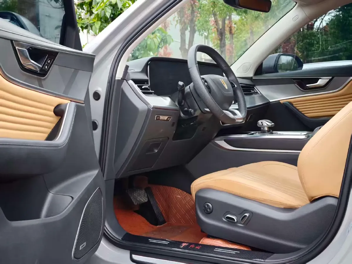 2023 HongQi HS5 2.0T 252HP L4 8AT,autocango,china used car exporter,china ev exporter,chinese used car exporter,chinese used ev exporter