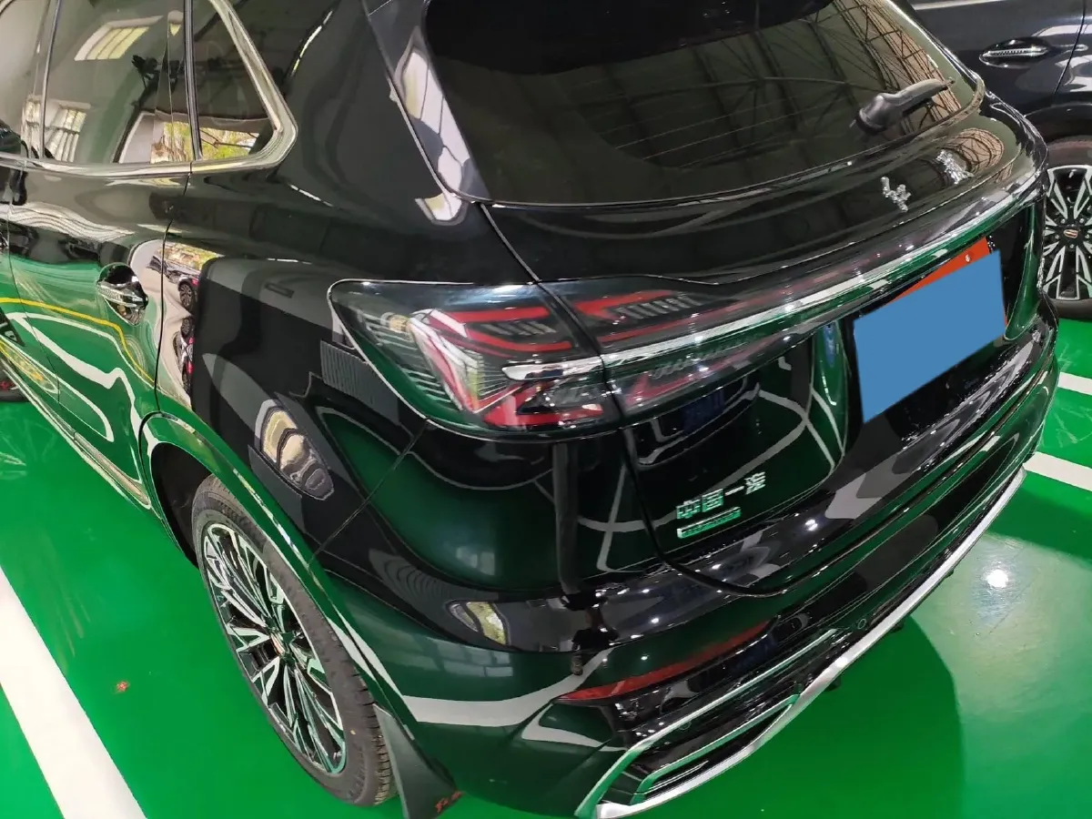 2023 HongQi HS5 2.0T 252HP L4 8AT,autocango,china used car exporter,china ev exporter,chinese used car exporter,chinese used ev exporter