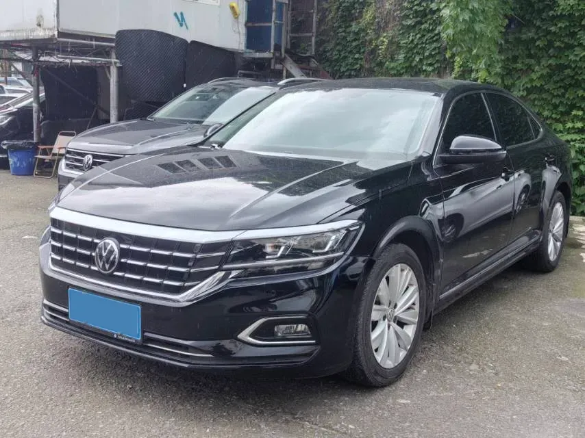 2020 Volkswagen Passat 2.0T 186HP L4 7DCT,autocango,china used car exporter,china ev exporter,chinese used car exporter,chinese used ev exporter