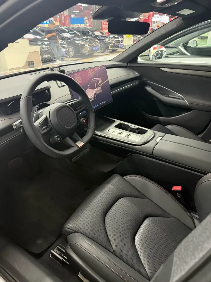 2024 MI SU7 BEV 73.6KWH,autocango,china used car exporter,china ev exporter,chinese used car exporter,chinese used ev exporter