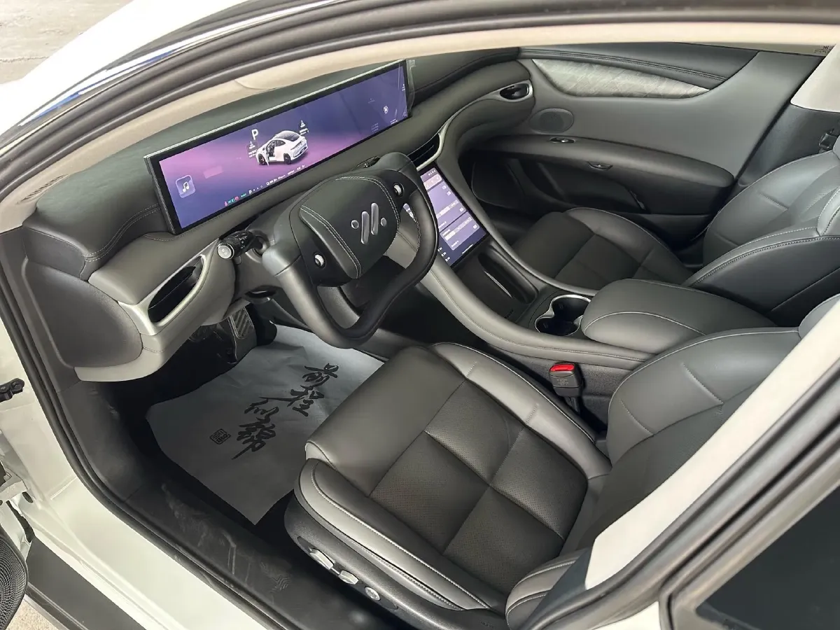 2024 IM L6 BEV 75KWH,autocango,china used car exporter,china ev exporter,chinese used car exporter,chinese used ev exporter