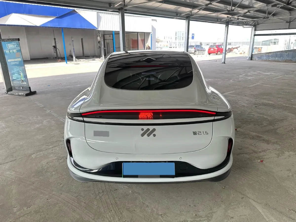 2024 IM L6 BEV 75KWH,autocango,china used car exporter,china ev exporter,chinese used car exporter,chinese used ev exporter