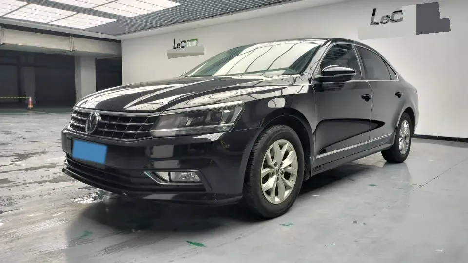2015 Volkswagen Passat 1.8T 160HP L4 6AT,autocango,china used car exporter,china ev exporter,chinese used car exporter,chinese used ev exporter