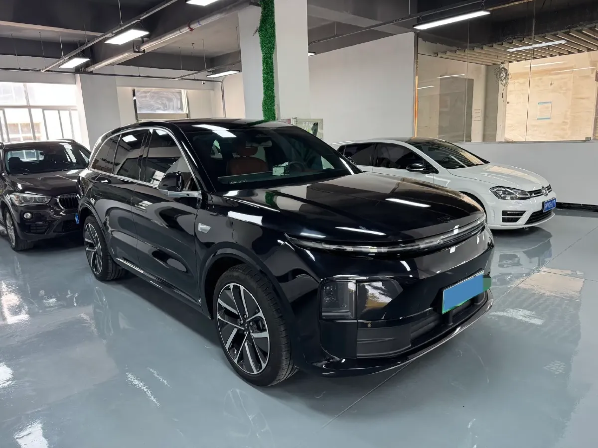 2024 Li L6 Range Extended 154HP L4 REEV 36.8KWH,autocango,china used car exporter,china ev exporter,chinese used car exporter,chinese used ev exporter