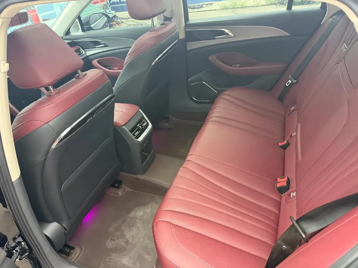 2024 HongQi H5 1.5T 169HP L4 7DCT,autocango,china used car exporter,china ev exporter,chinese used car exporter,chinese used ev exporter