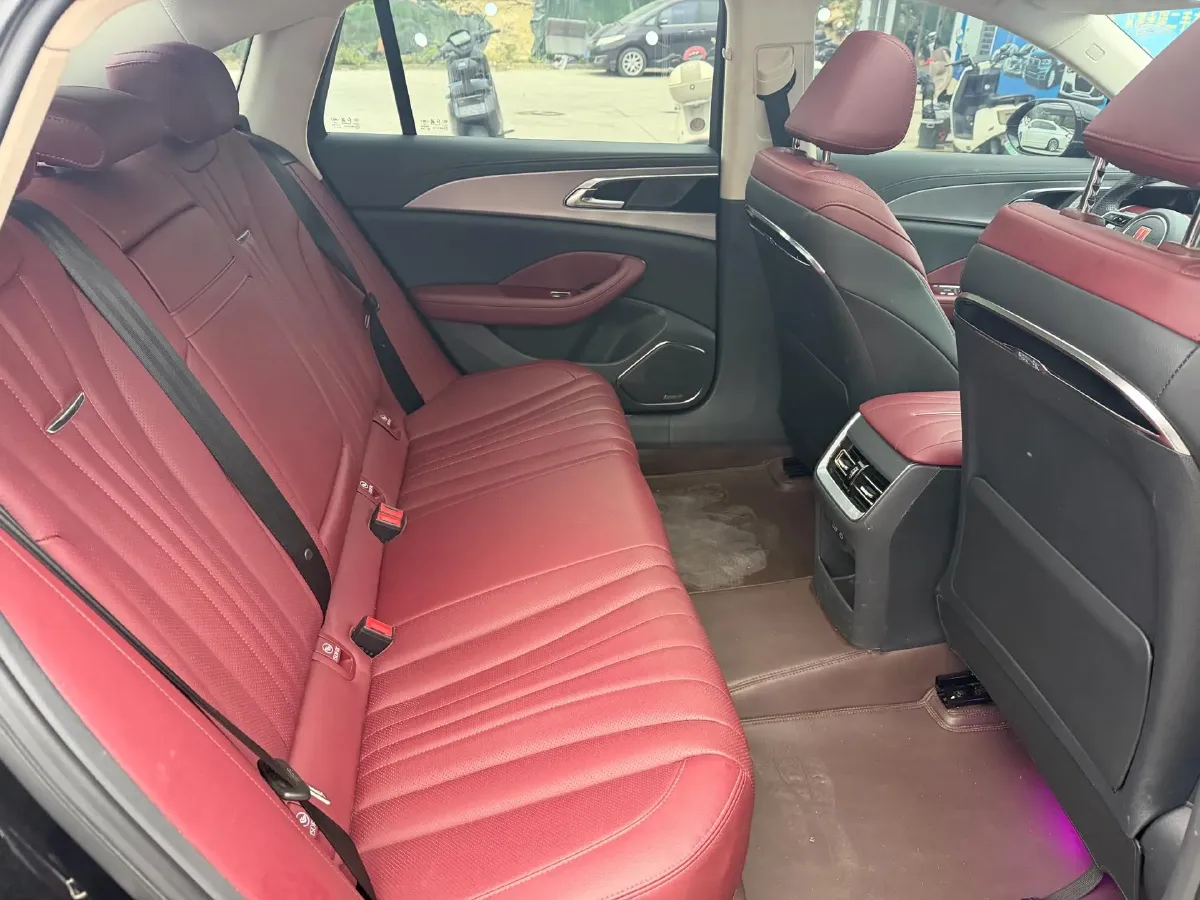 2024 HongQi H5 1.5T 169HP L4 7DCT,autocango,china used car exporter,china ev exporter,chinese used car exporter,chinese used ev exporter