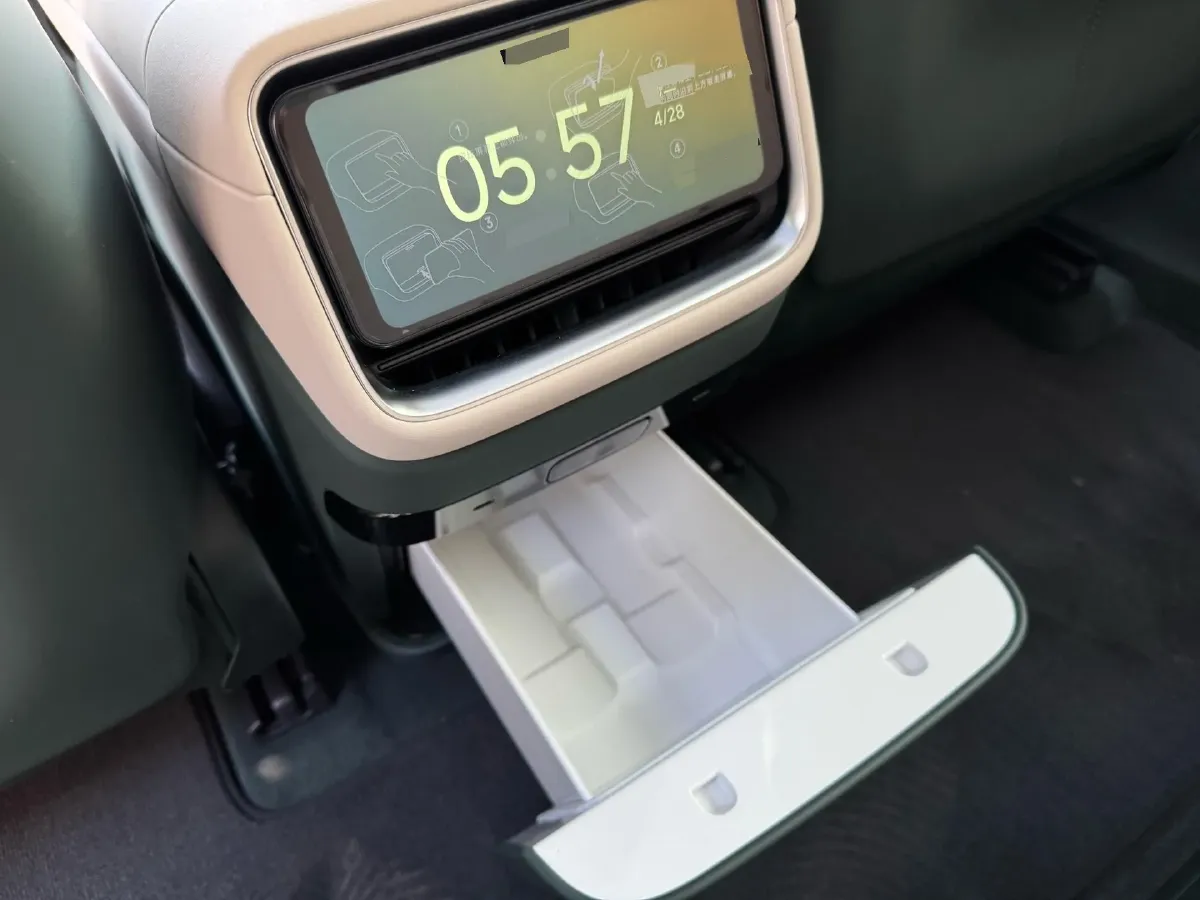 2025 MI YU7 BEV 96.3KWH,autocango,china used car exporter,china ev exporter,chinese used car exporter,chinese used ev exporter