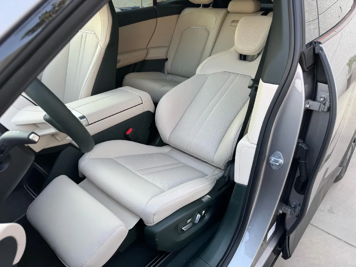 2025 MI YU7 BEV 96.3KWH,autocango,china used car exporter,china ev exporter,chinese used car exporter,chinese used ev exporter