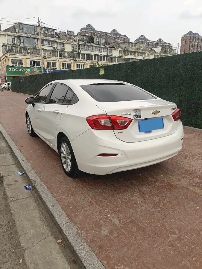 2018 Chevrolet Cruze 1.5L 114HP L4 6AT,autocango,china used car exporter,china ev exporter,chinese used car exporter,chinese used ev exporter