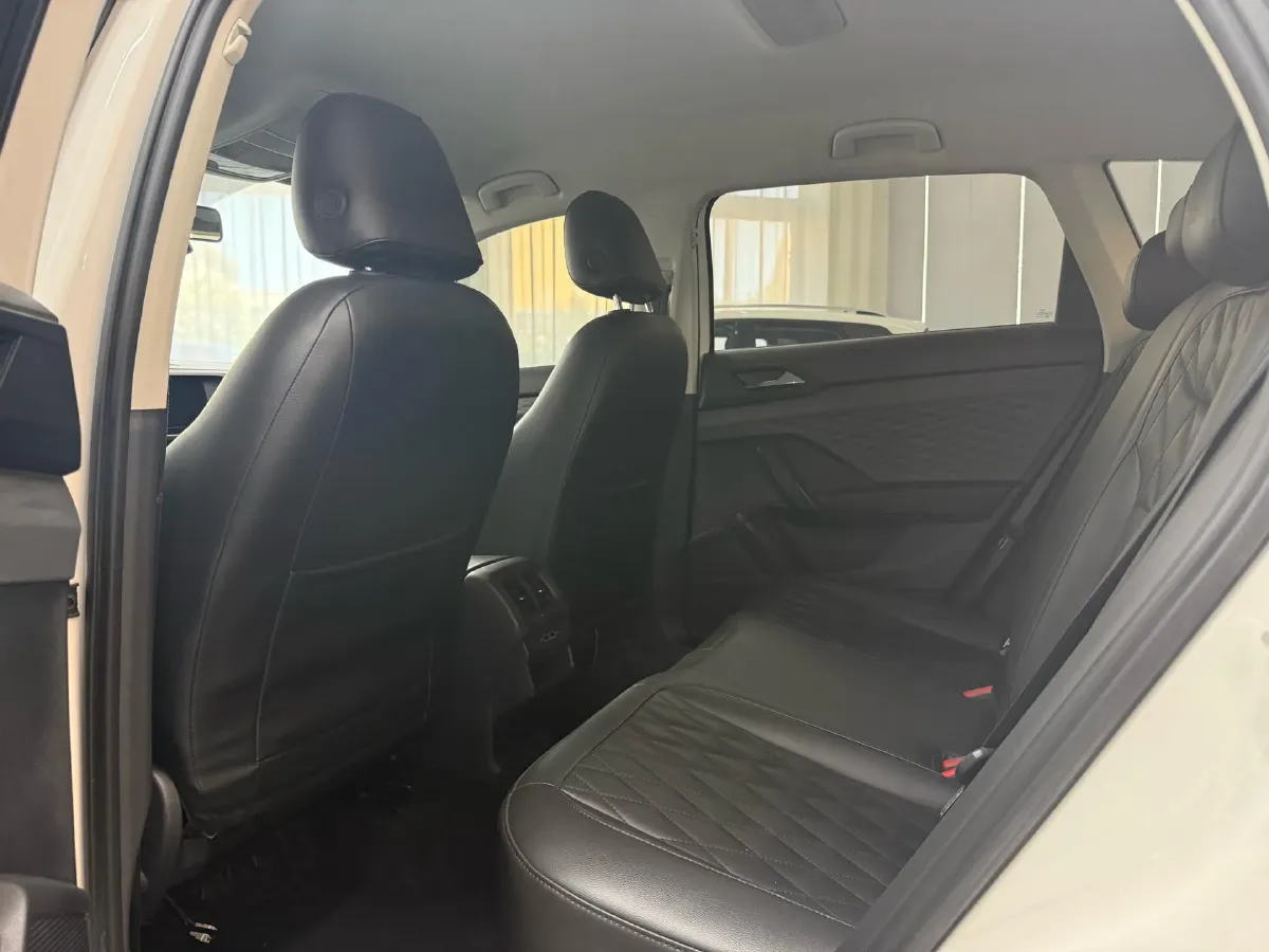 2021 Volkswagen Tharu 1.4T 150HP L4 7DCT,autocango,china used car exporter,china ev exporter,chinese used car exporter,chinese used ev exporter