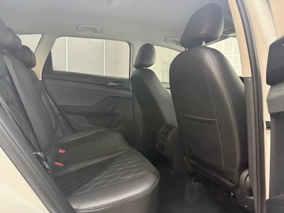 2021 Volkswagen Tharu 1.4T 150HP L4 7DCT,autocango,china used car exporter,china ev exporter,chinese used car exporter,chinese used ev exporter