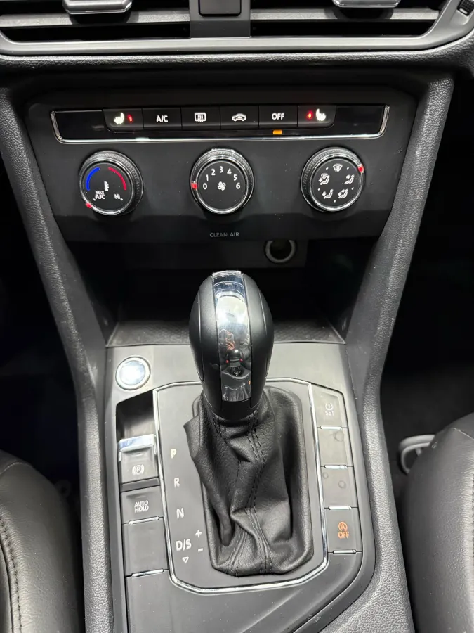 2021 Volkswagen Tharu 1.4T 150HP L4 7DCT,autocango,china used car exporter,china ev exporter,chinese used car exporter,chinese used ev exporter