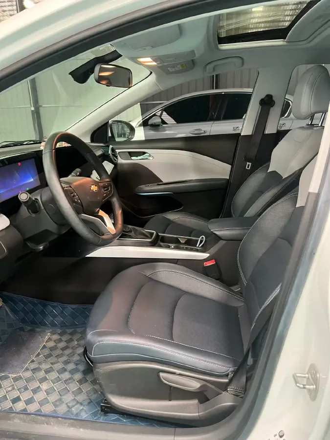 2024 Chevrolet Monza 1.5L 113HP L4 6DCT,autocango,china used car exporter,china ev exporter,chinese used car exporter,chinese used ev exporter