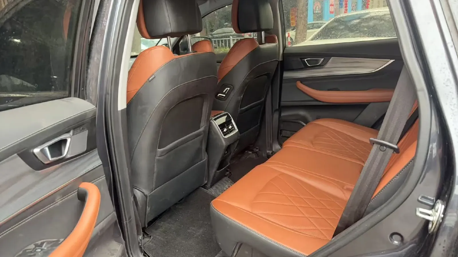 2022 ChangAn CS75 Plus 2.0T 233HP L4 8AT,autocango,china used car exporter,china ev exporter,chinese used car exporter,chinese used ev exporter