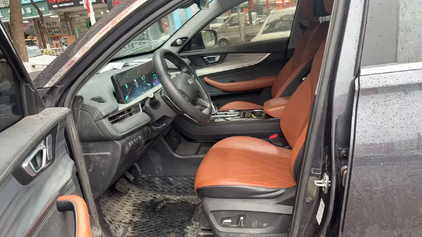 2022 ChangAn CS75 Plus 2.0T 233HP L4 8AT,autocango,china used car exporter,china ev exporter,chinese used car exporter,chinese used ev exporter