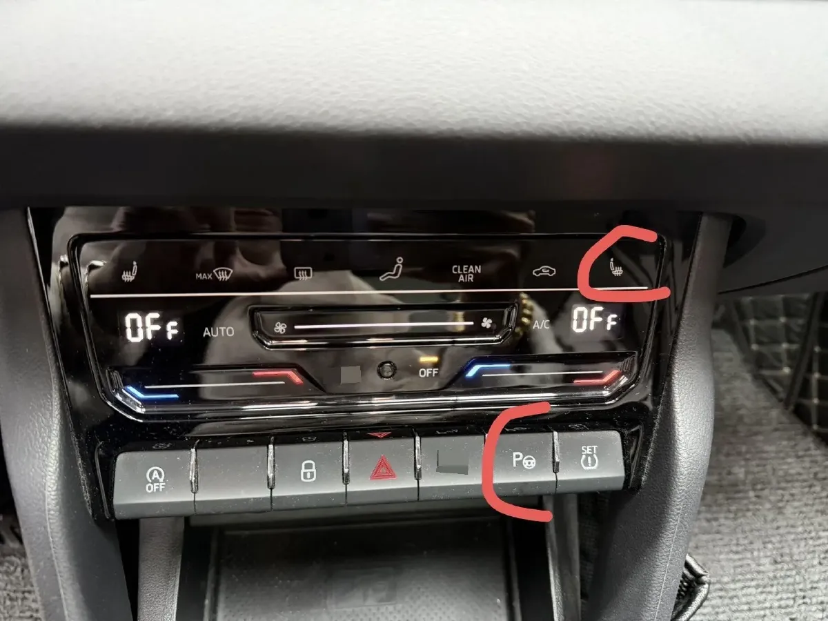 2022 Skoda Karoq 1.4T 150HP L4 7DCT,autocango,china used car exporter,china ev exporter,chinese used car exporter,chinese used ev exporter