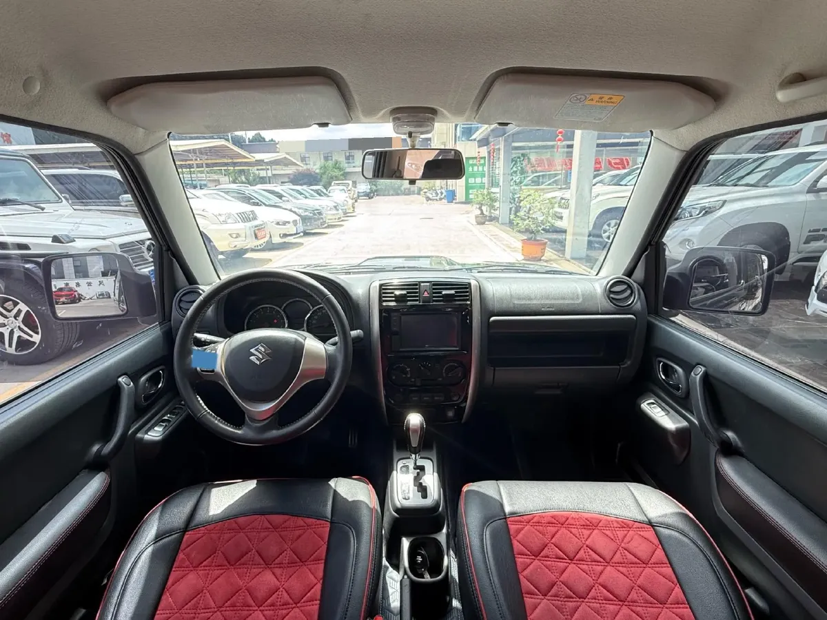 2015 Suzuki Jimny 1.3L 85HP L4 4AT,autocango,china used car exporter,china ev exporter,chinese used car exporter,chinese used ev exporter